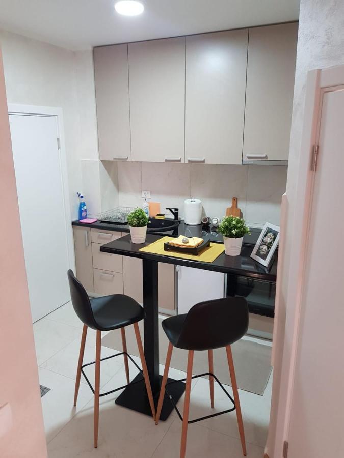 Apartmani Venera Belgrado Exterior foto